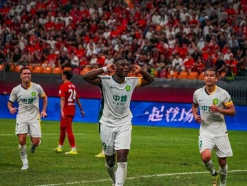 崩盘倒计时！国安夏窗这招真绝：宁用废柴外援硬扛也不给西甲级中卫注册