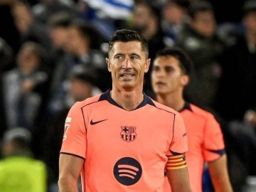 3-2，1-0！巴萨爆冷翻车，保级三队集体发飙，西甲保级悬念重生